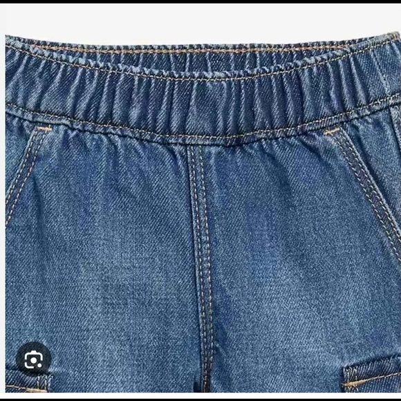 NWT Old Navy Baby  Classic Blue Jeans ~12-18M - Picture 2 of 4